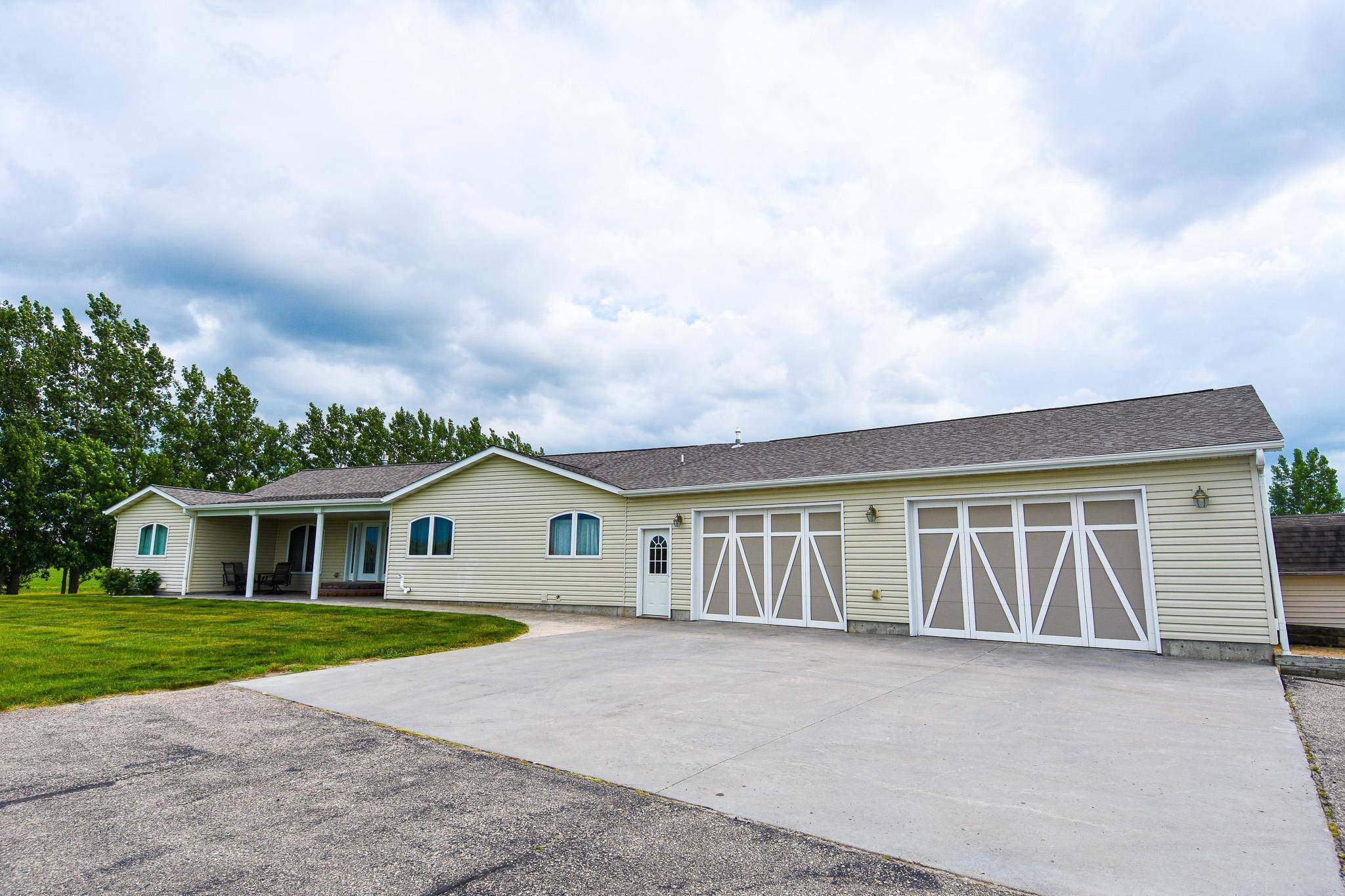 13977 330th ST NW, Newfolden, MN 56738