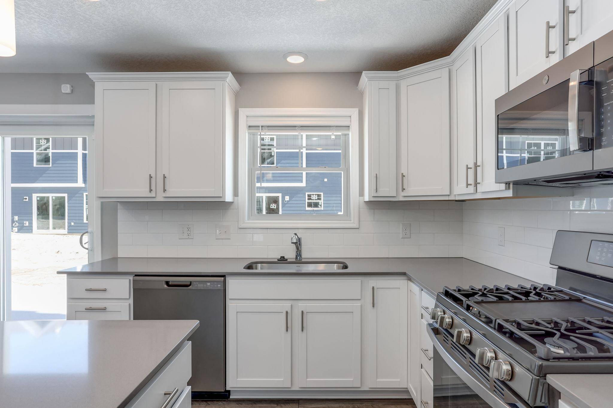 1142 Middlefield RD, Medina, MN 55340