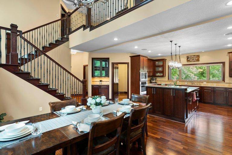 14708 Woodhaven RD, Minnetonka, MN 55345