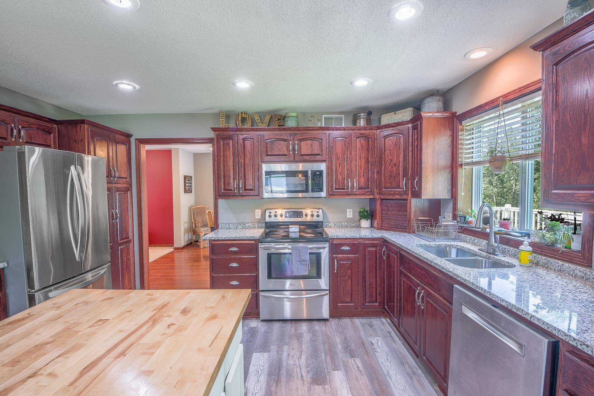 1815 Star DR, Sauk Rapids, MN 56379