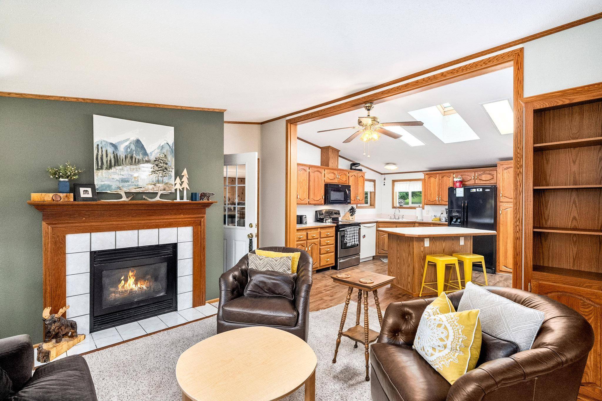 728 Allen ST, Cloquet, MN 55720