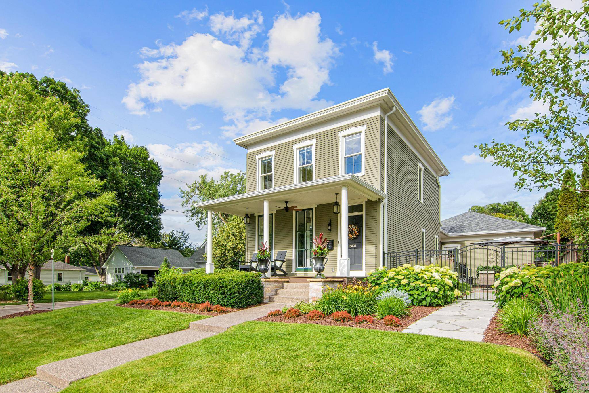 4930 Morehead AVE, White Bear Lake, MN 55110