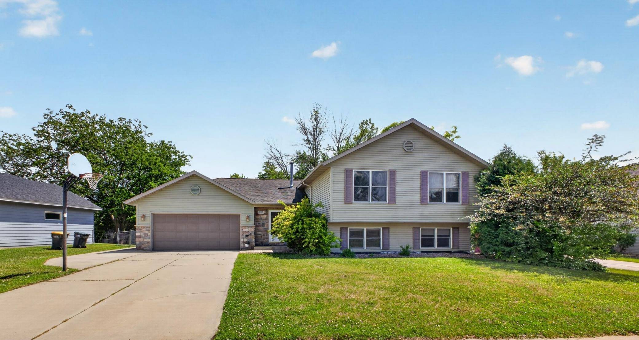 4022 Villa RD NW, Rochester, MN 55901