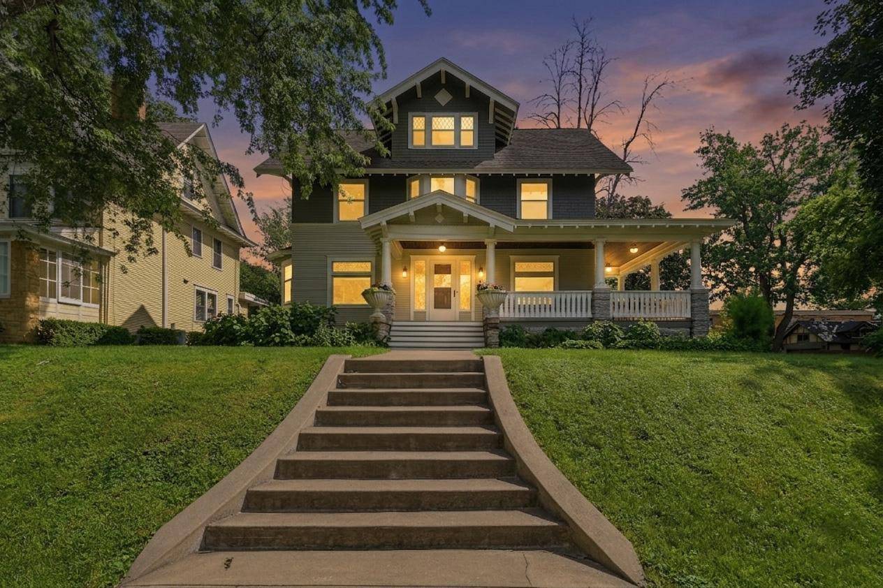 1732 Summit AVE, Saint Paul, MN 55105