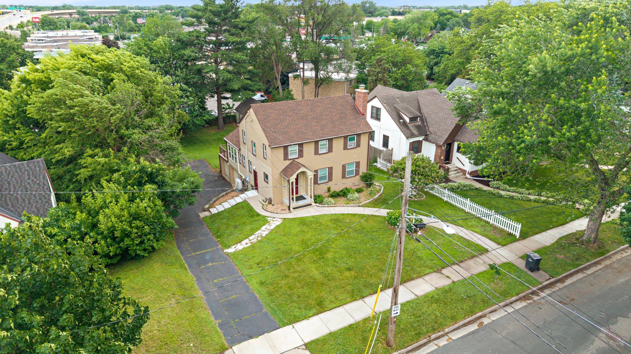 115 E 58th ST, Minneapolis, MN 55419