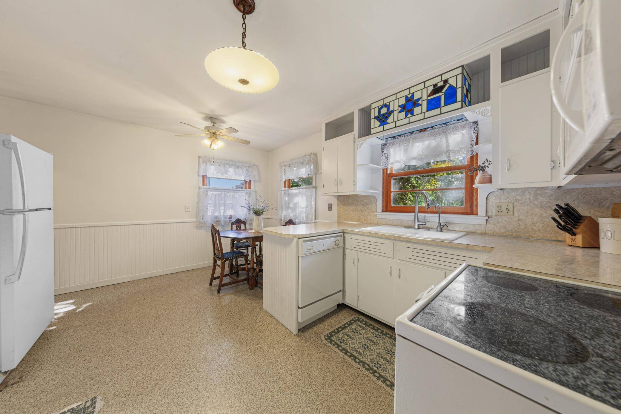 140 2nd AVE N, Amboy, MN 56010