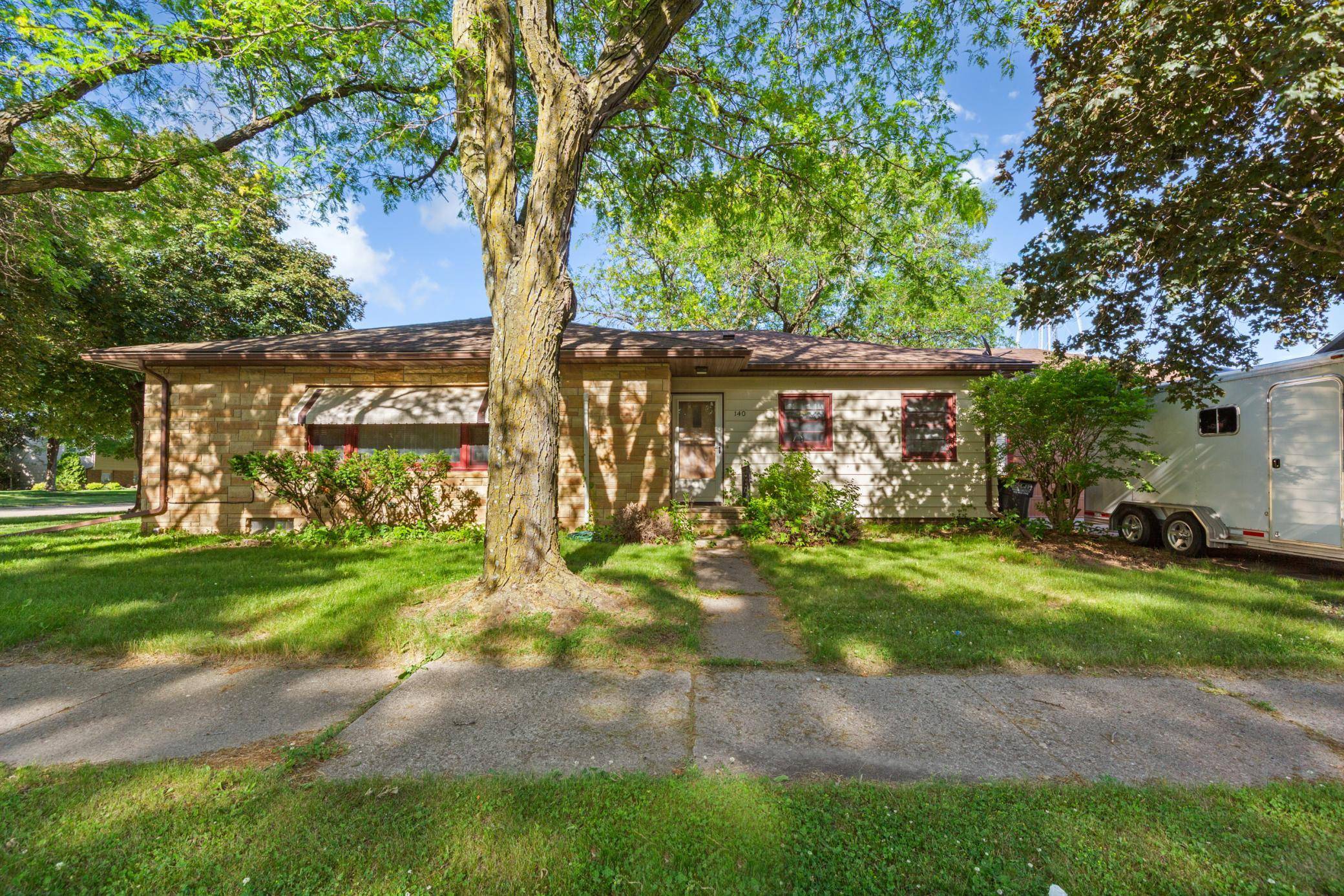 140 2nd AVE N, Amboy, MN 56010