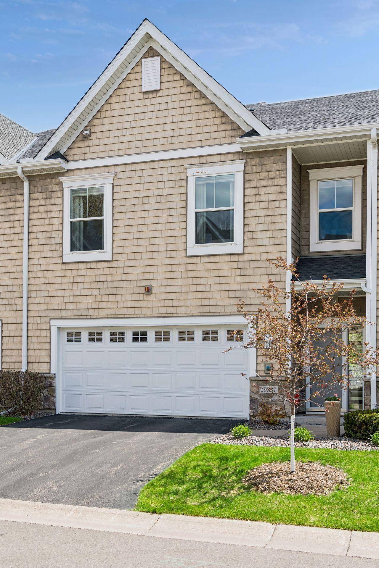 10837 S Shore DR, Plymouth, MN 55441