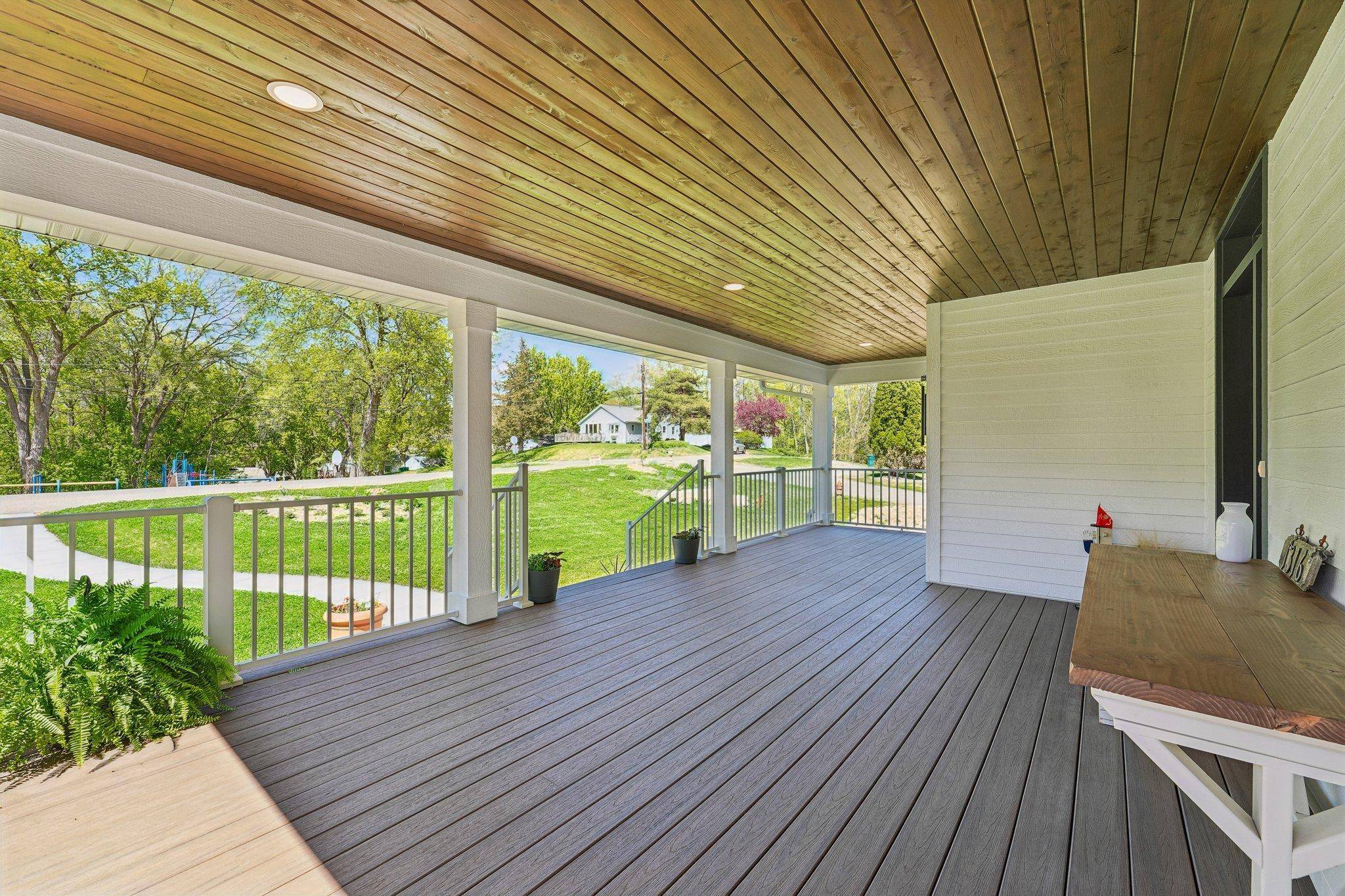 1316 3rd ST, Mendota, MN 55150