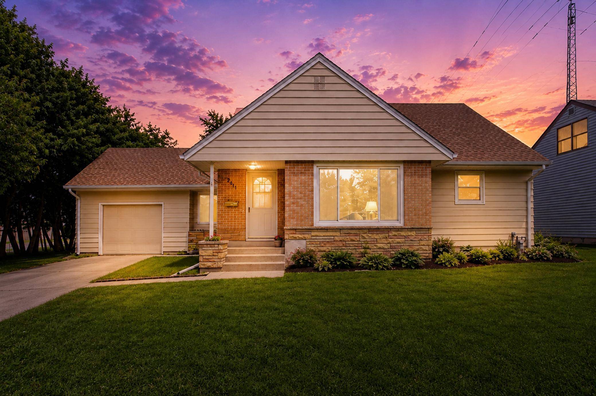 2011 6th AVE SE, Austin, MN 55912