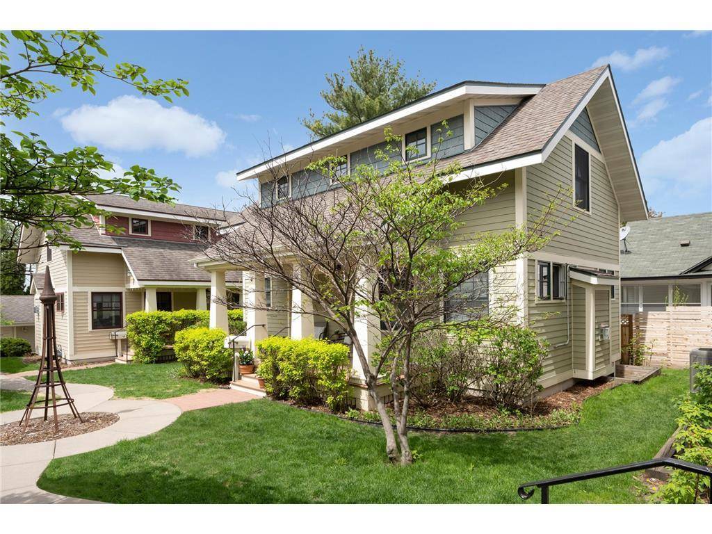 818 Main ST NE, Minneapolis, MN 55413