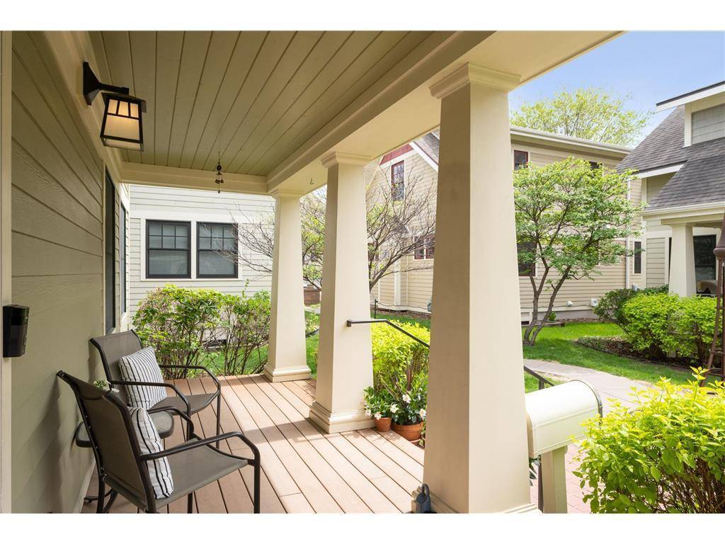 818 Main ST NE, Minneapolis, MN 55413
