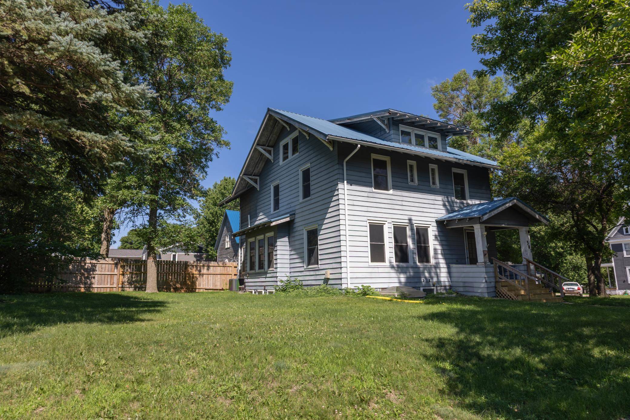 301 Connecticut AVE, Adrian, MN 56110