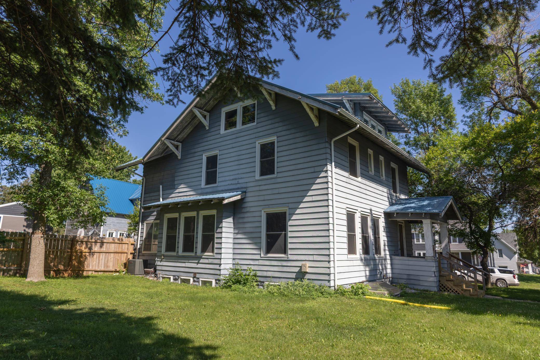 301 Connecticut AVE, Adrian, MN 56110