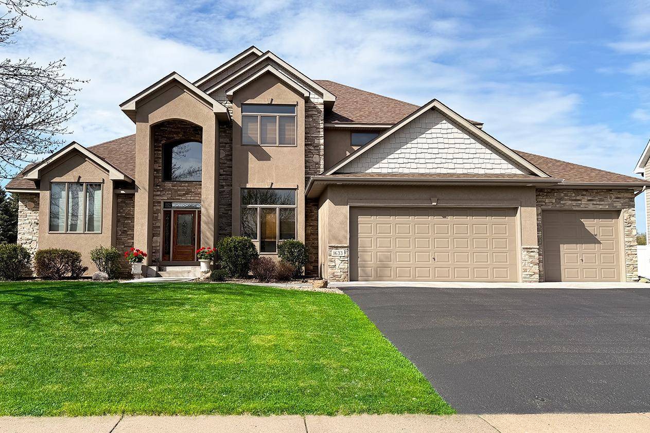 1633 Dupre RD, Centerville, MN 55038