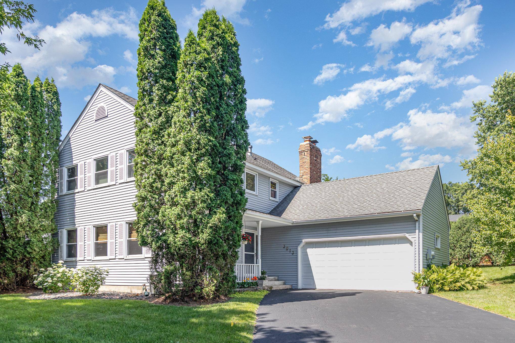 3013 Bluffs DR, Mound, MN 55364