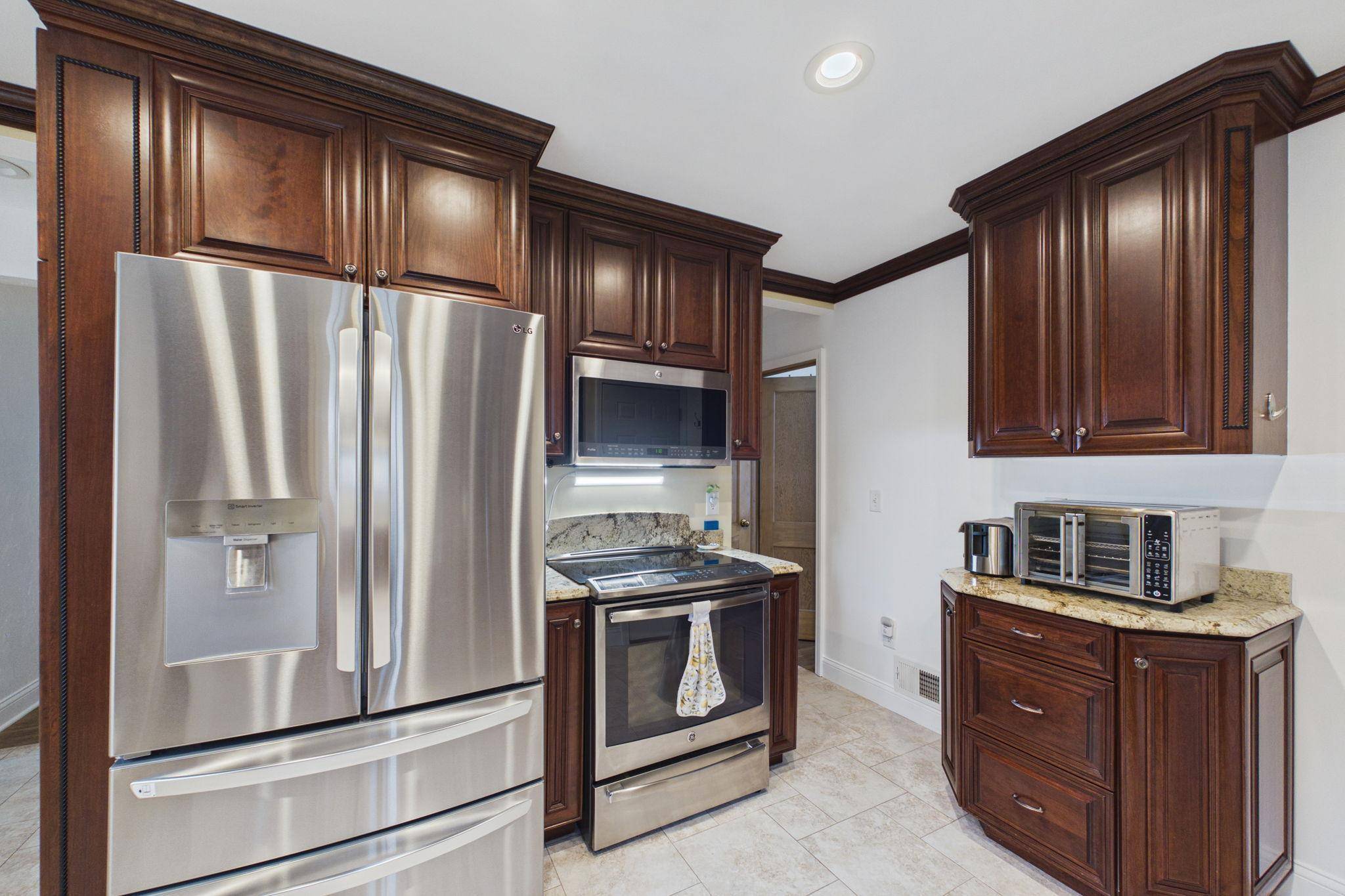 1334 Dunham ST, Albert Lea, MN 56007