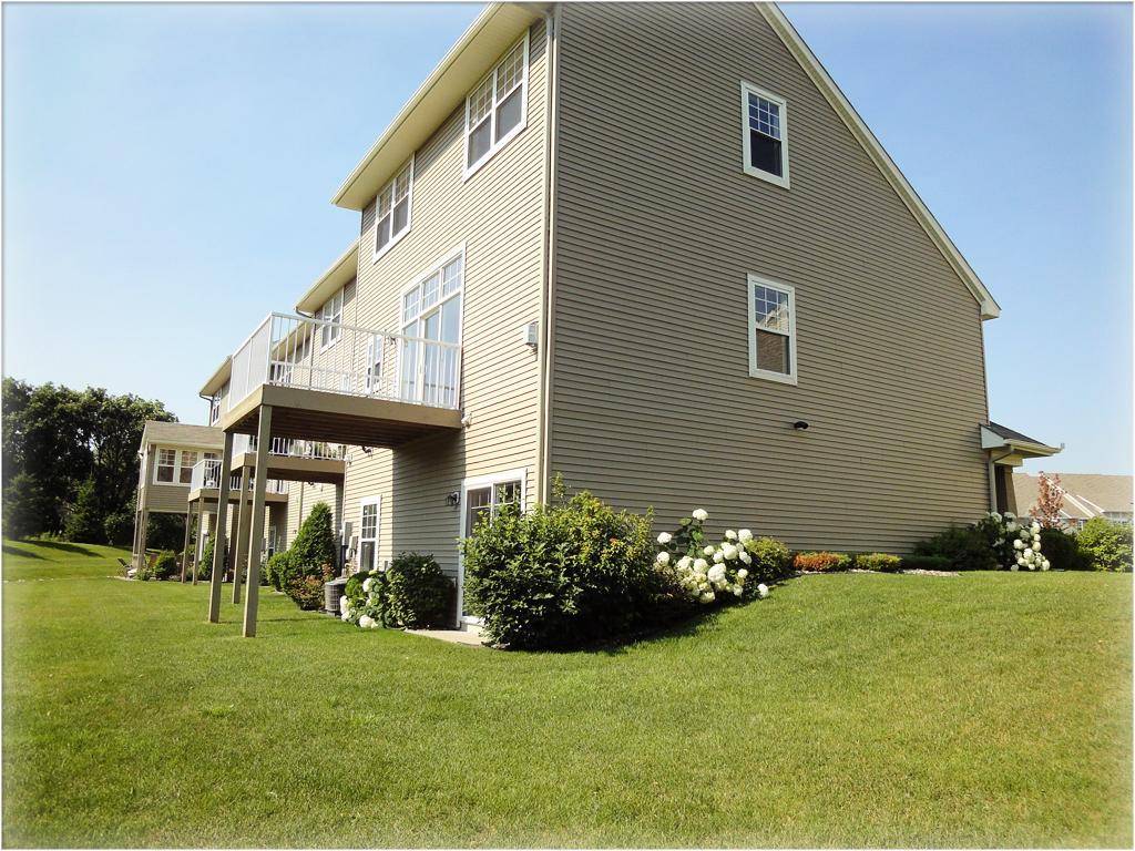 16601 50th CT N, Plymouth, MN 55446