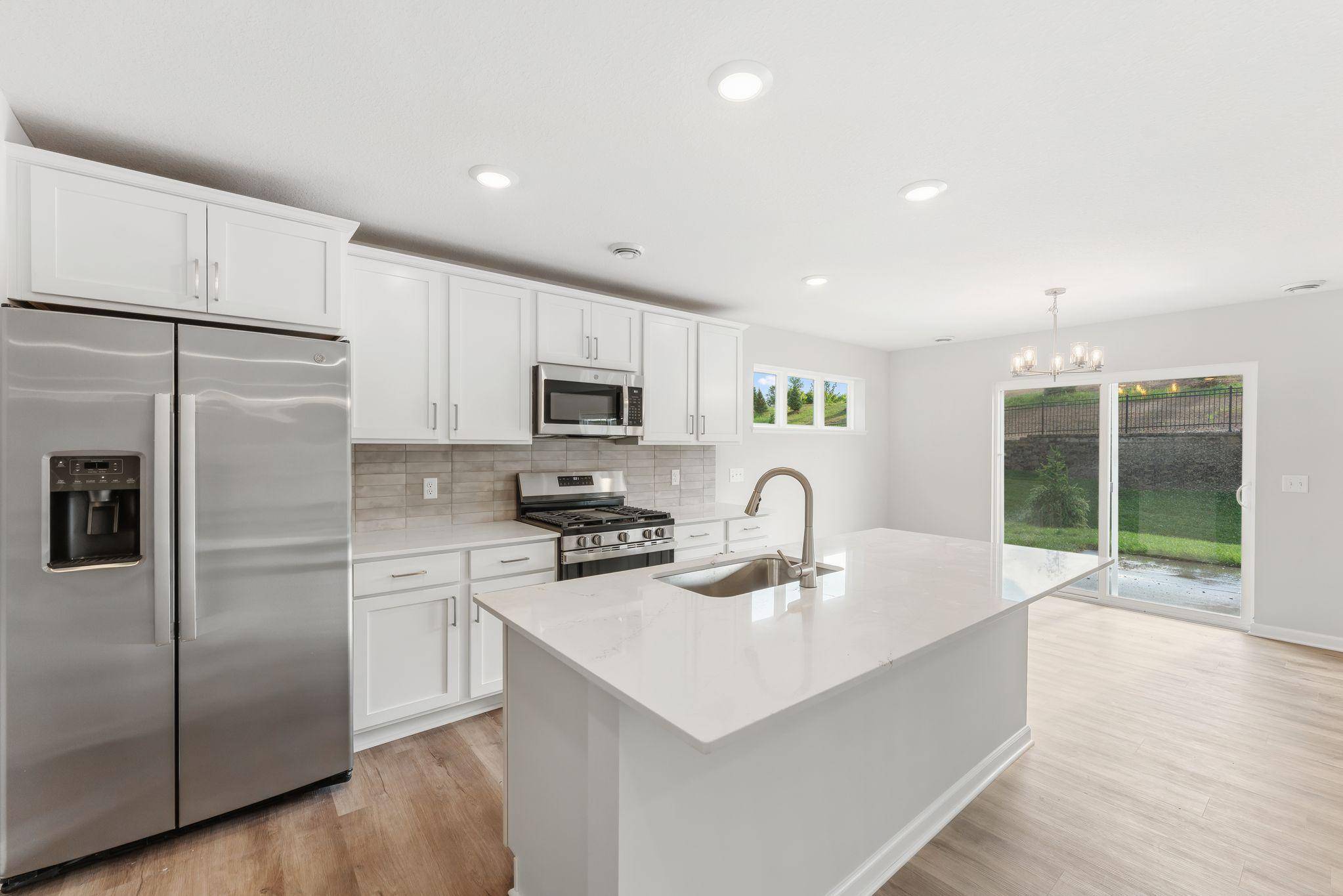 1098 Annagaire Curve, Rosemount, MN 55068