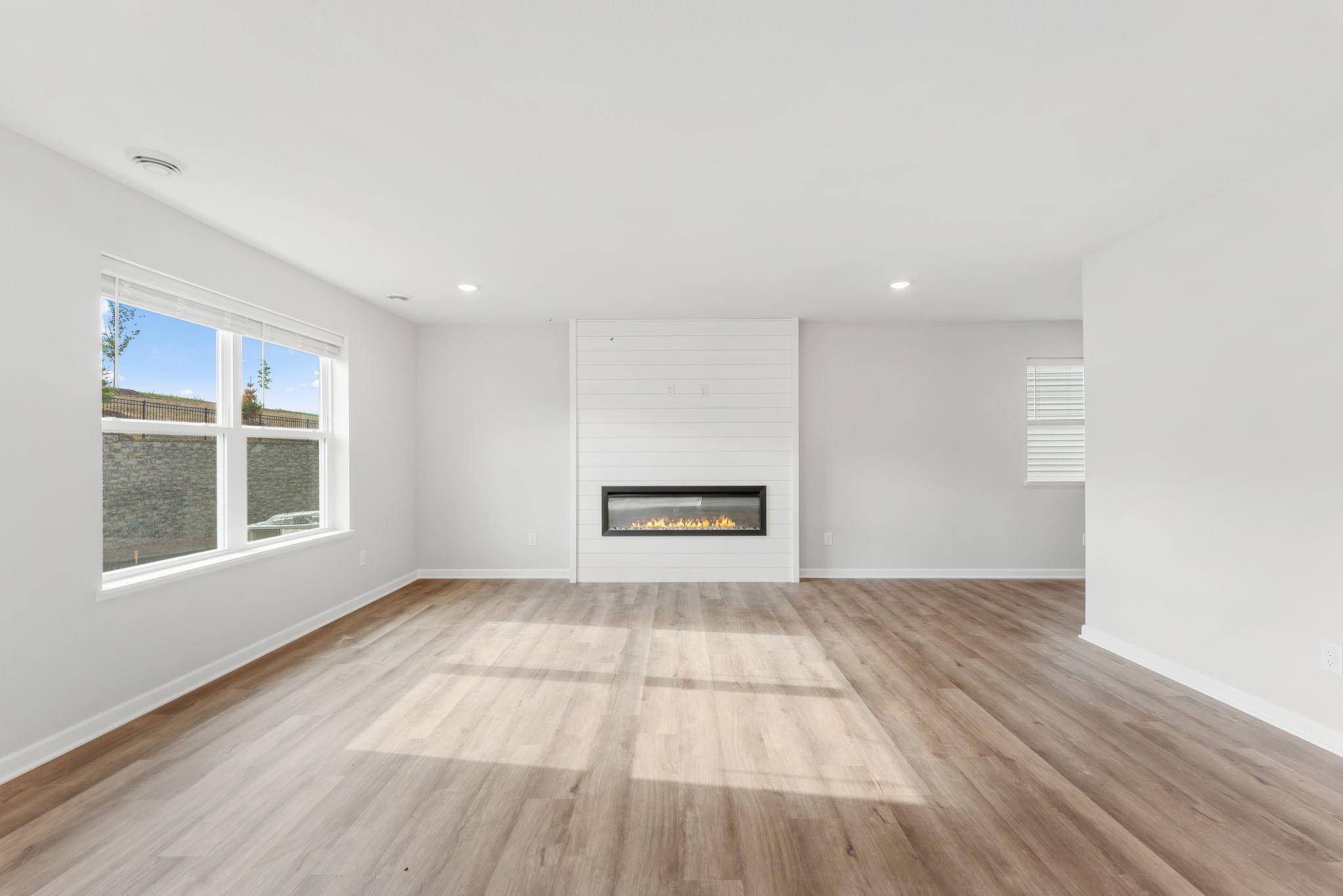 1098 Annagaire Curve, Rosemount, MN 55068