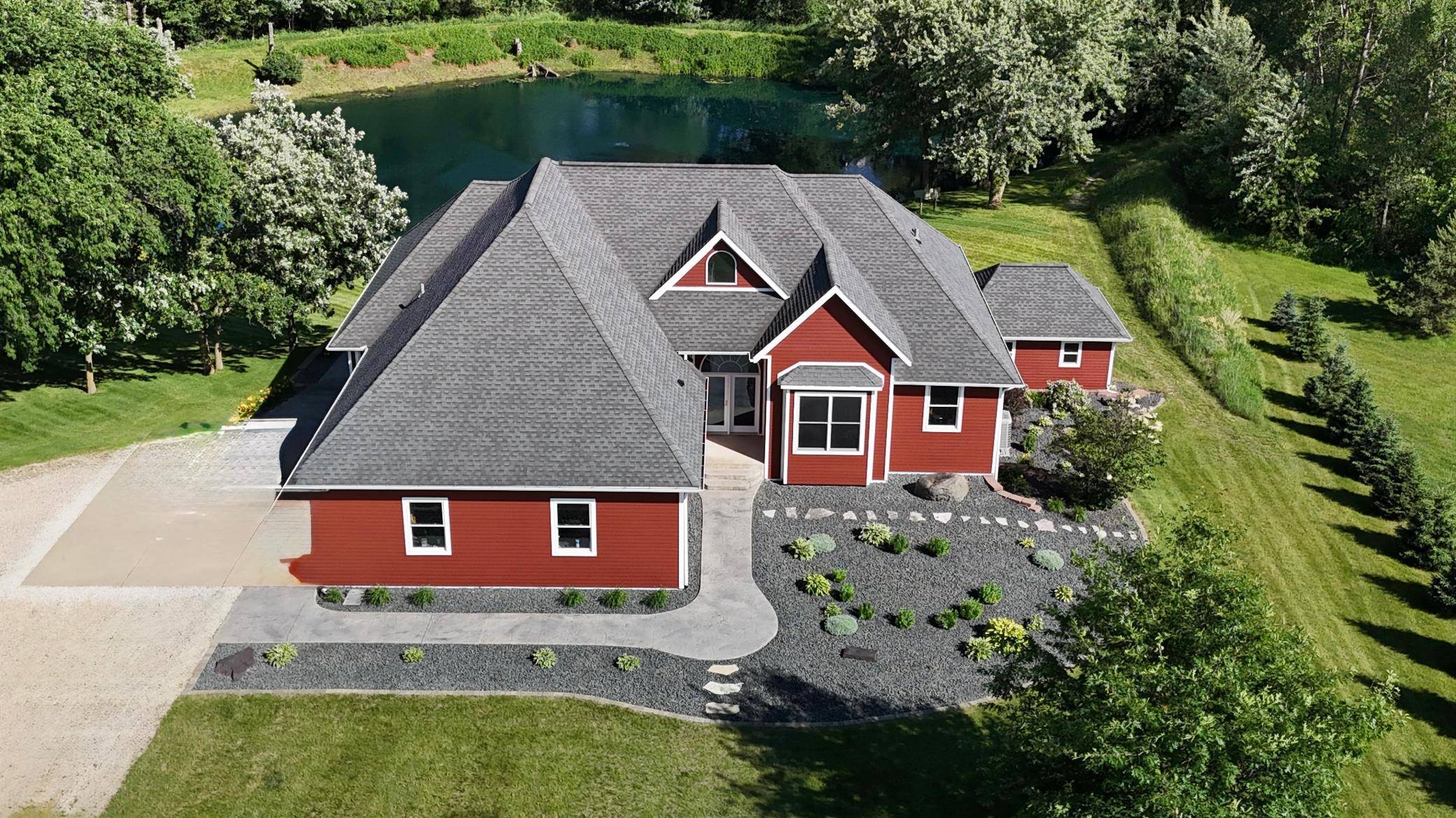 75184 118th AVE, Blooming Prairie, MN 55917