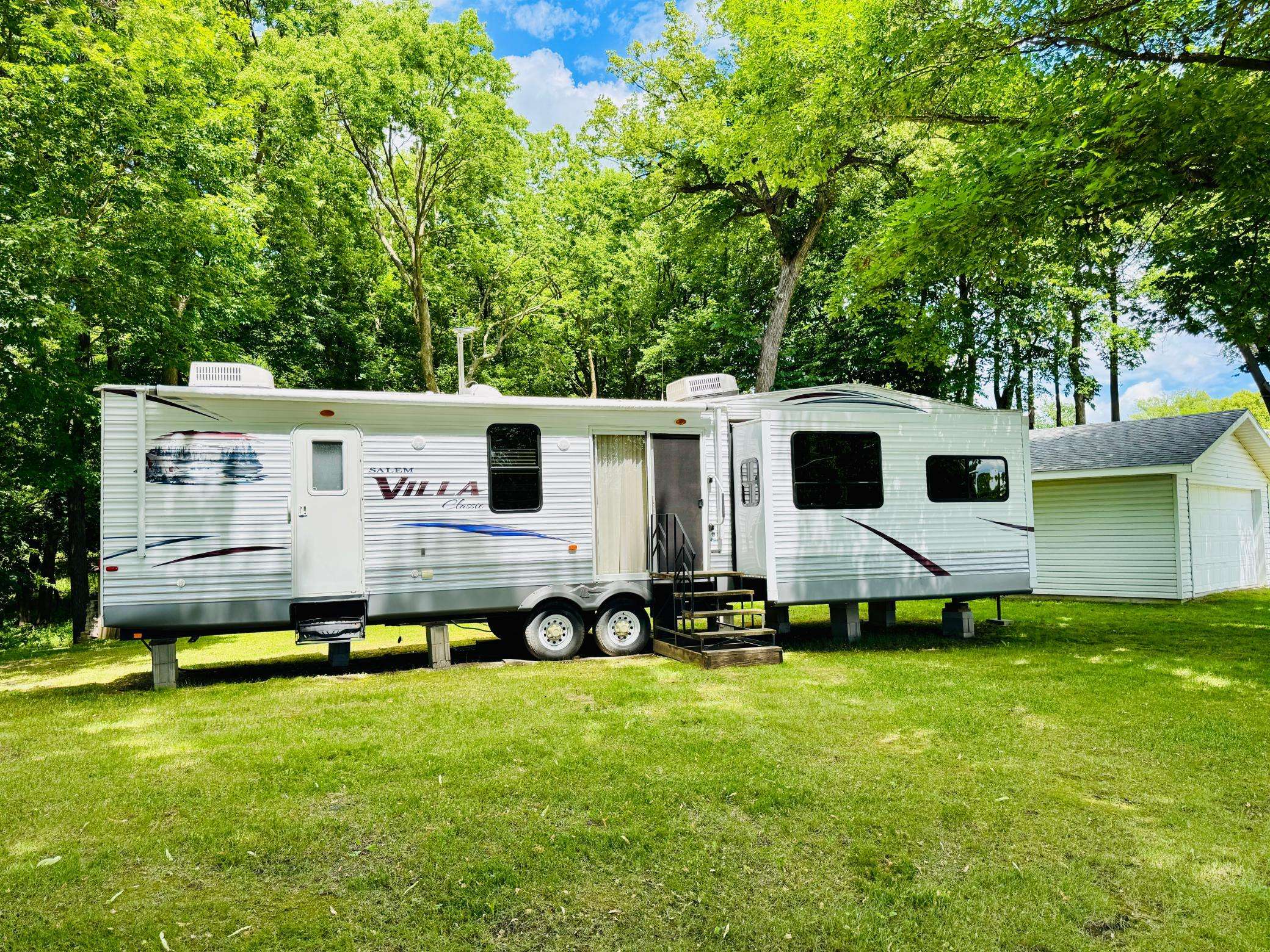 8400 N Shore DR, Spicer, MN 56288