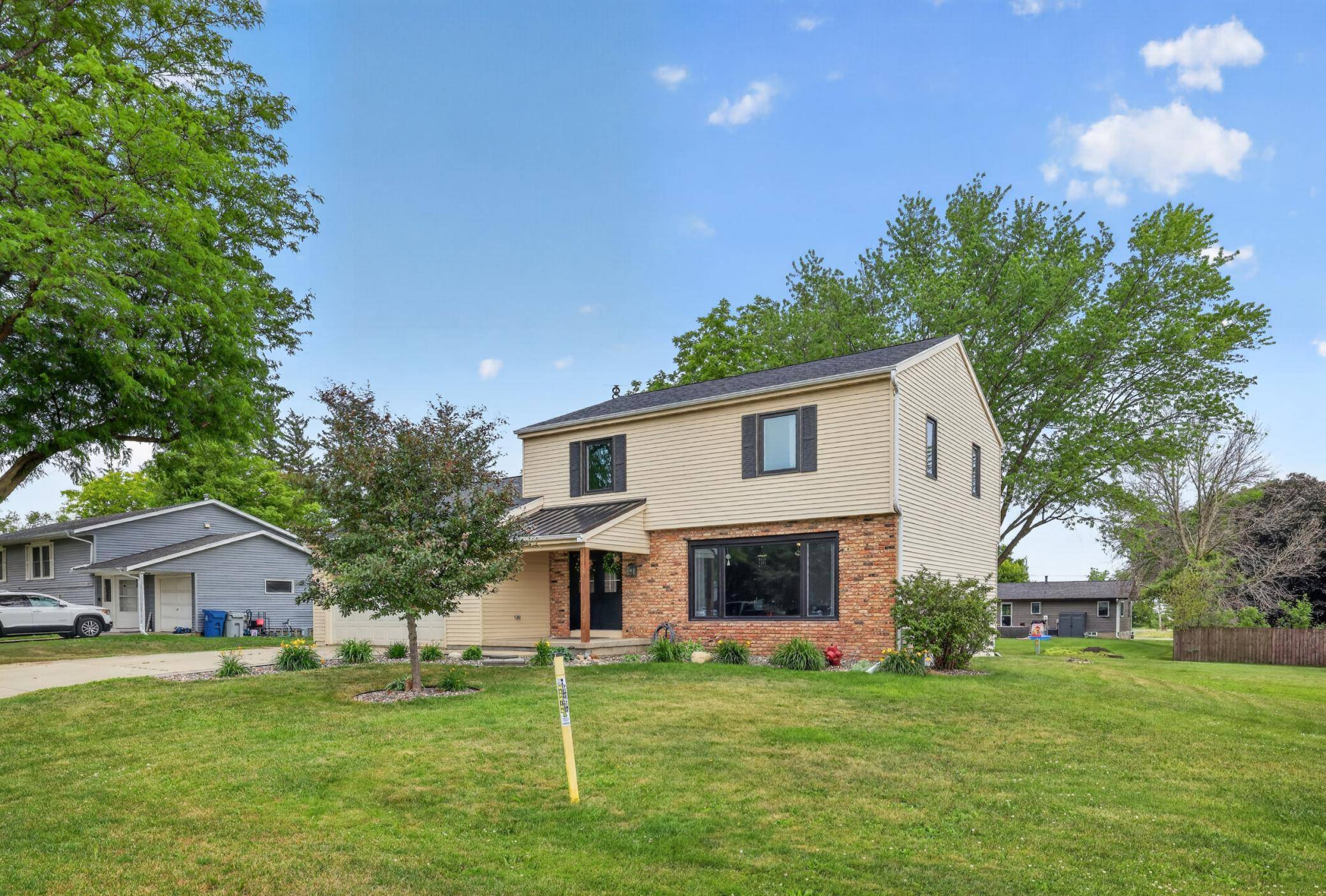 509 3rd ST NW, Dodge Center, MN 55927
