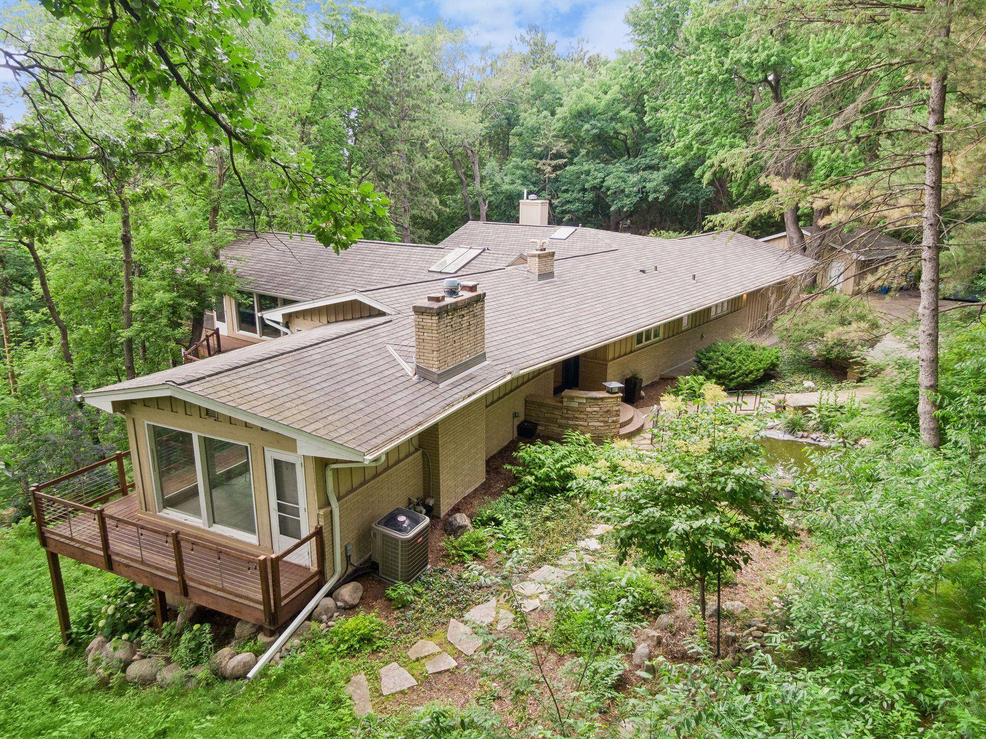 12001 Hilloway RD W, Minnetonka, MN 55305