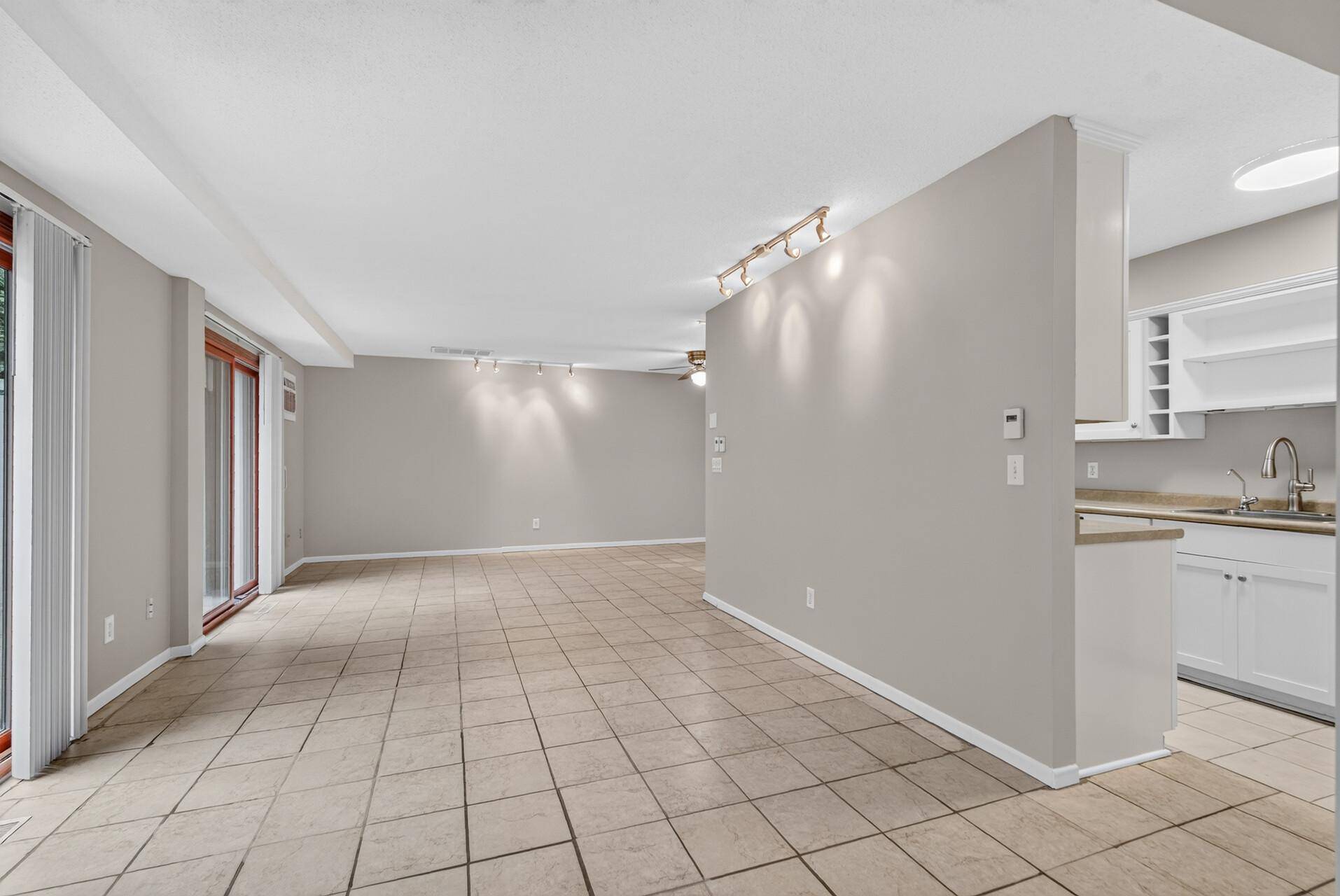 2502 Unity AVE N, Golden Valley, MN 55422