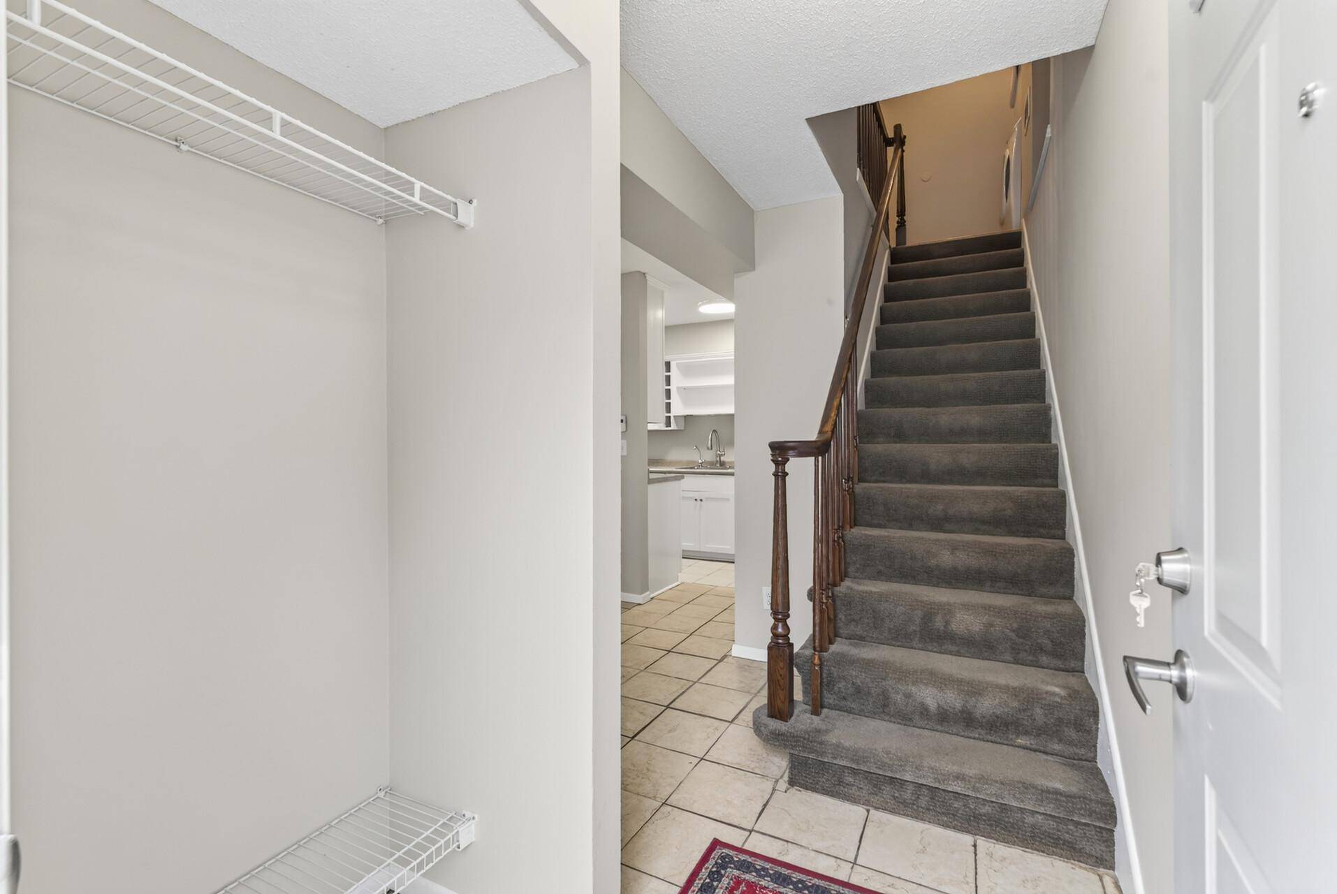 2502 Unity AVE N, Golden Valley, MN 55422