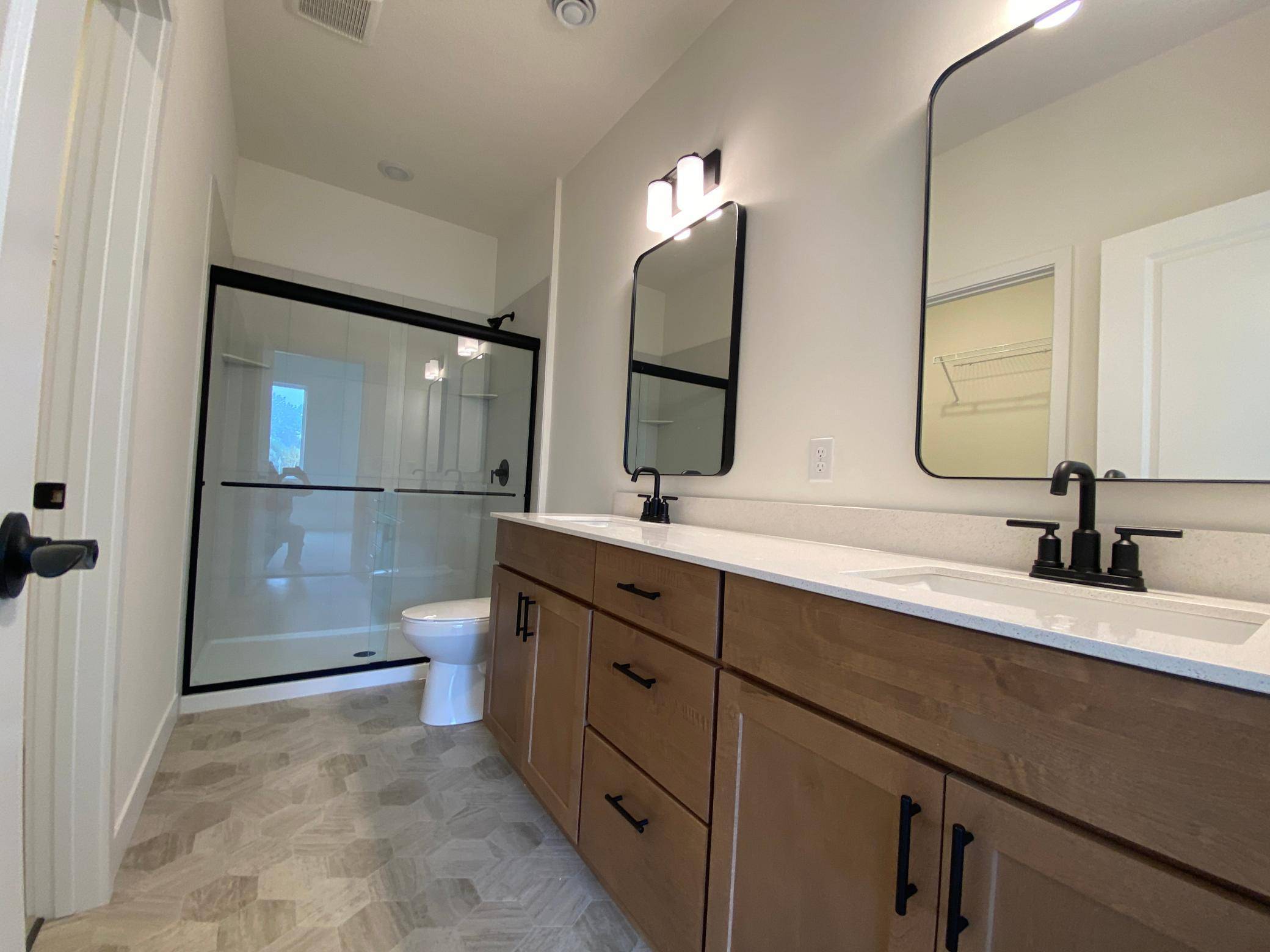 13785 Hollybrook CIR, Apple Valley, MN 55124