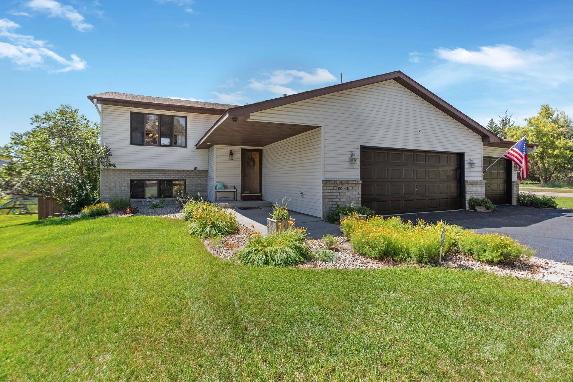 15280 Tonto ST NW, Ramsey, MN 55303