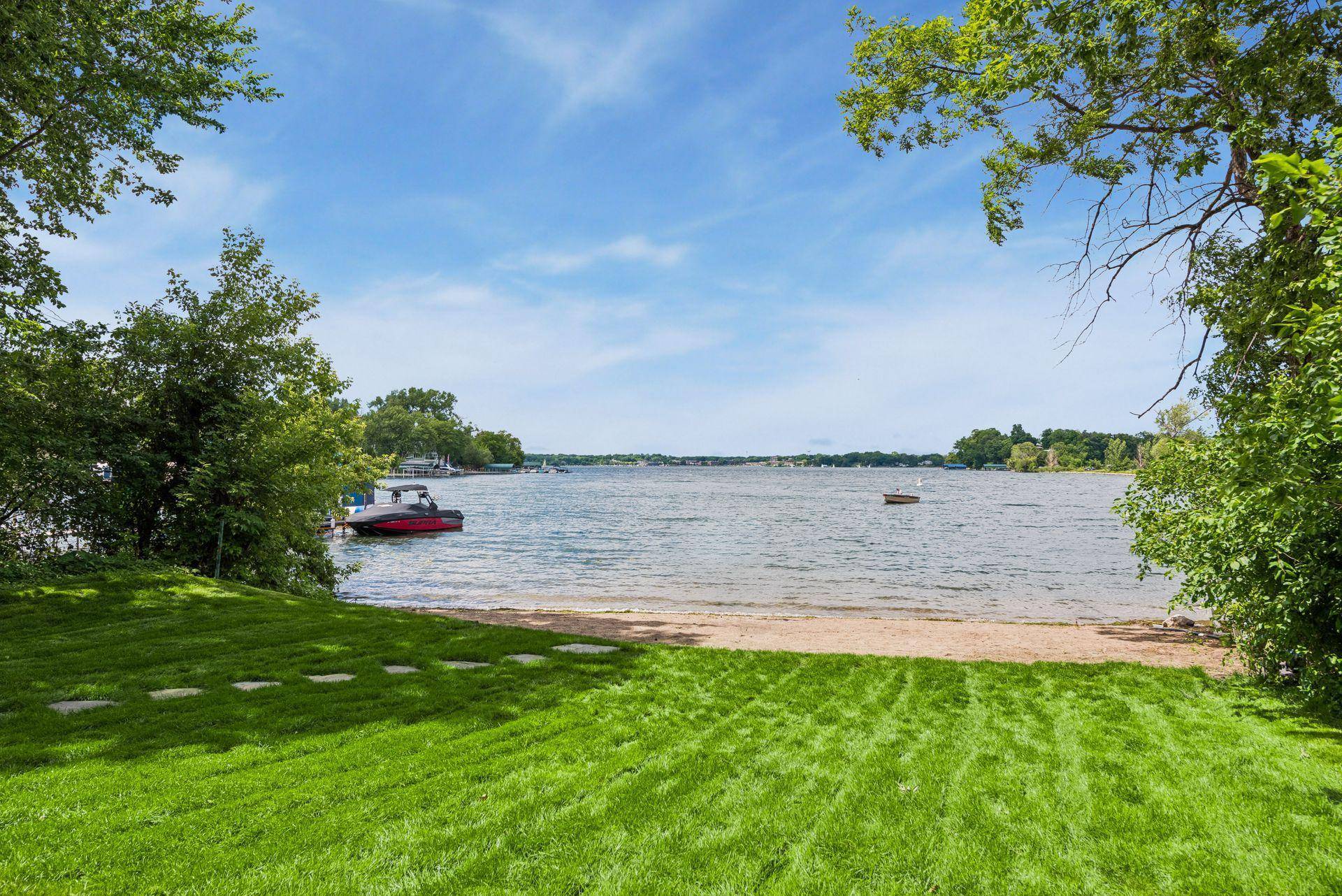 17310 County Road 101 W, Minnetonka, MN 55391