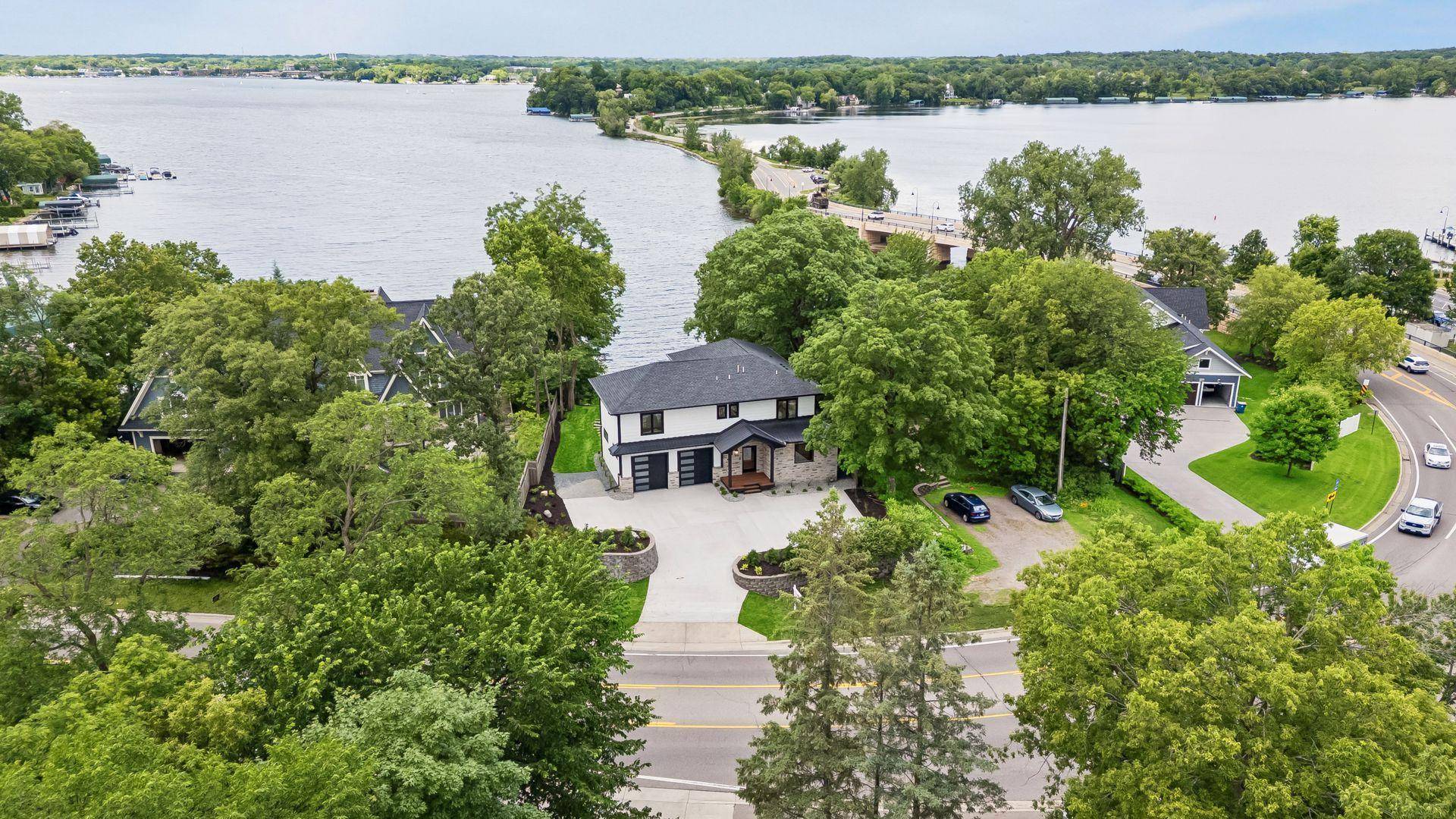 17310 County Road 101 W, Minnetonka, MN 55391
