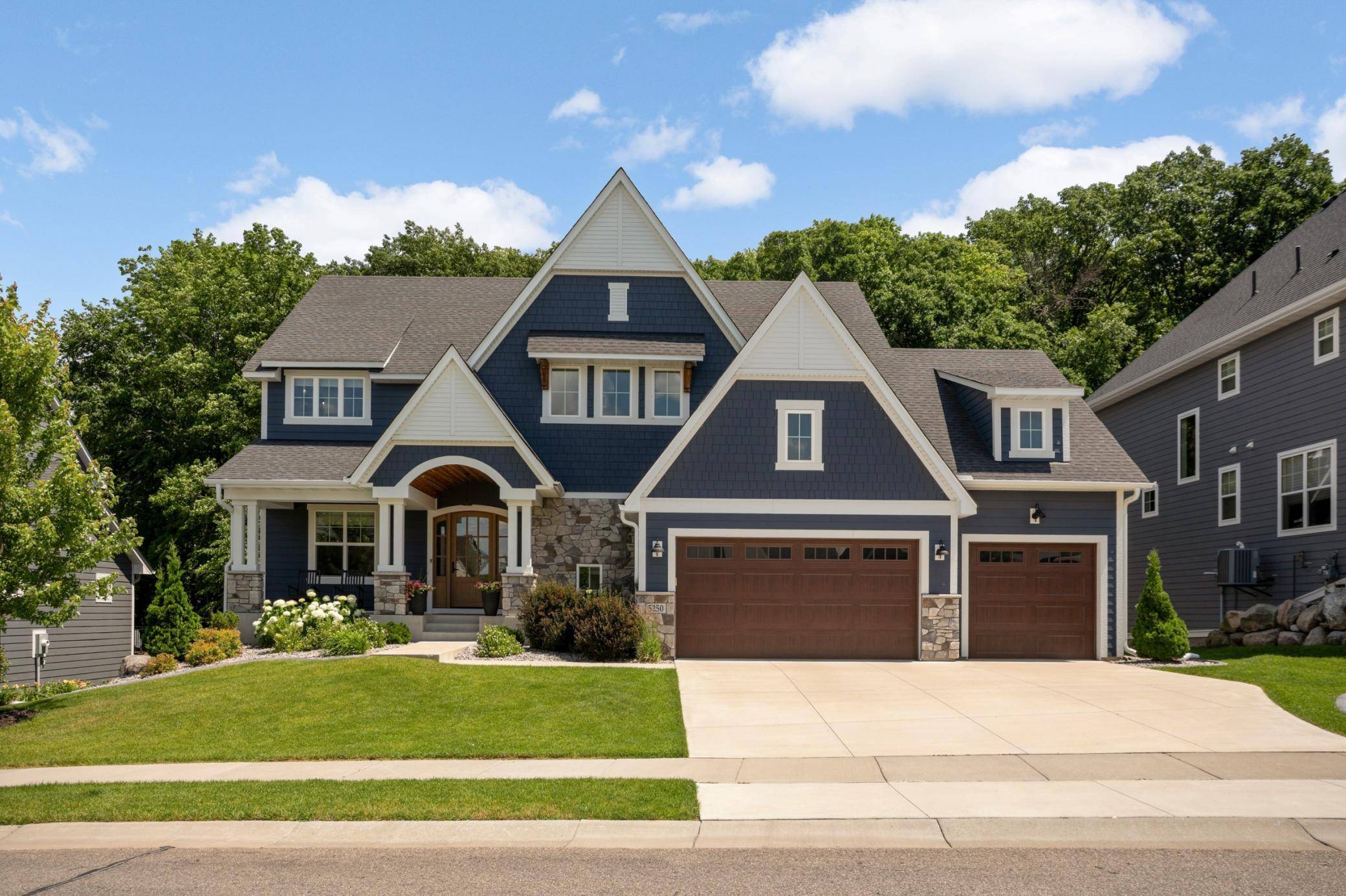 5250 Yellowstone LN N, Plymouth, MN 55446