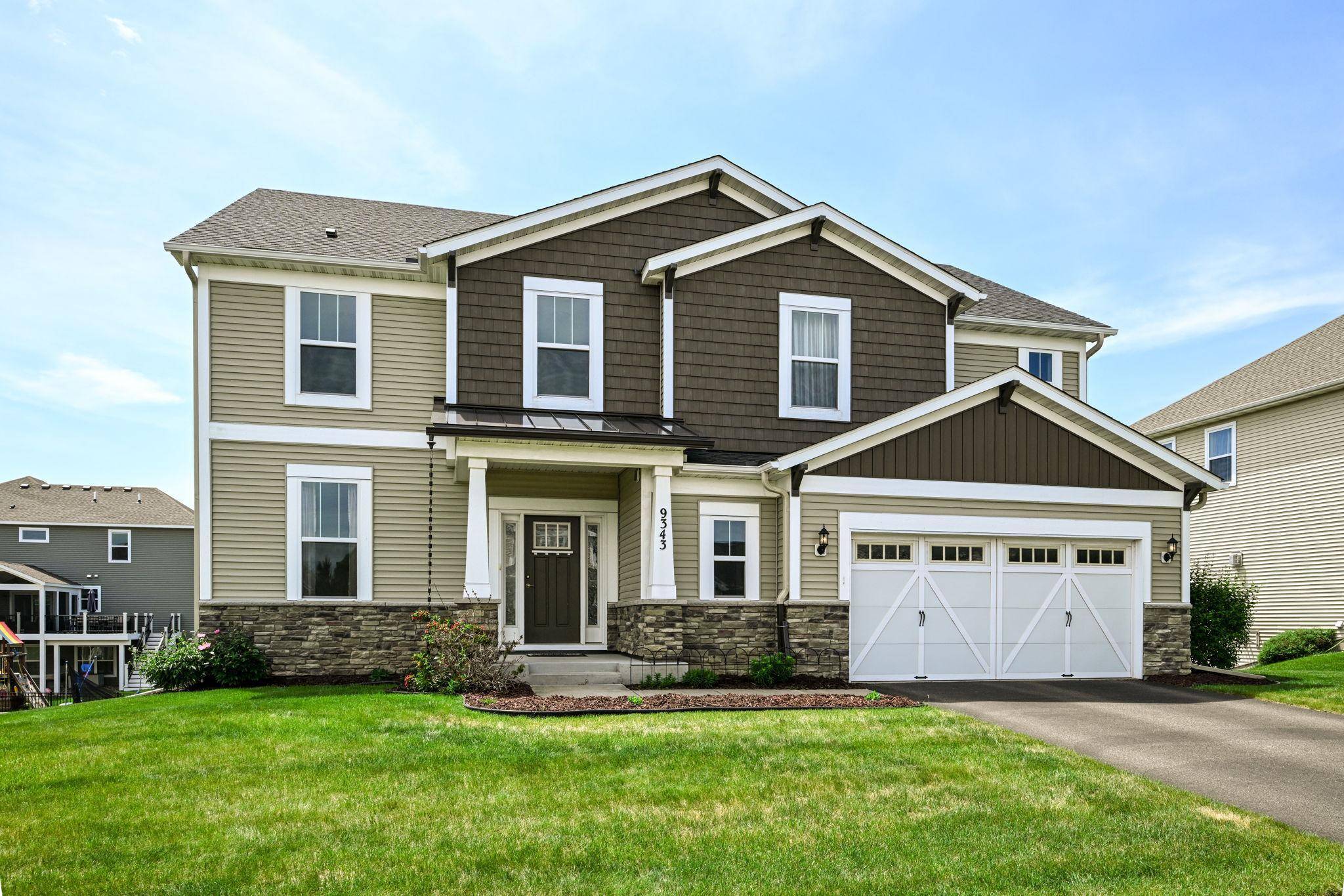 9343 Compass Pointe RD, Woodbury, MN 55129