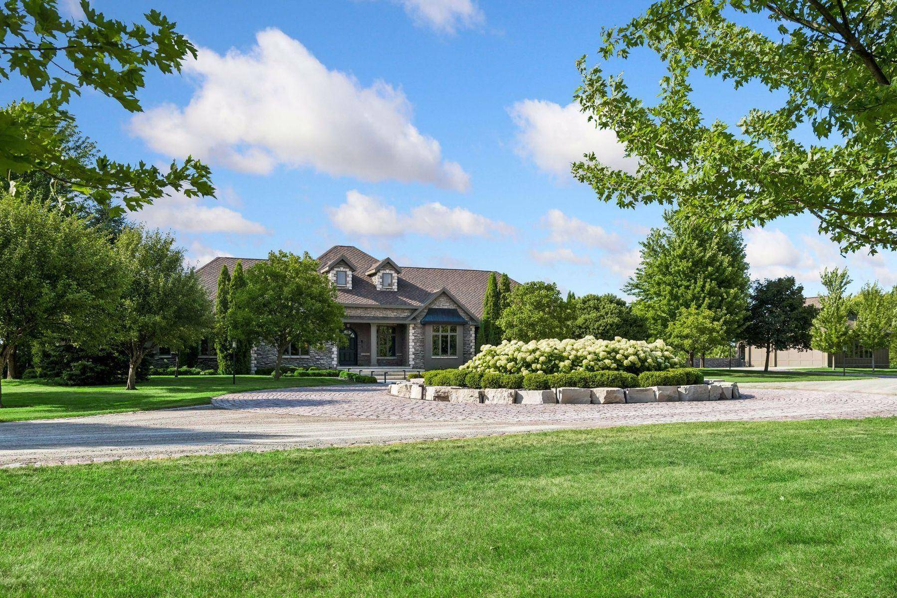 14720 Old Highway 14, Waseca, MN 56093