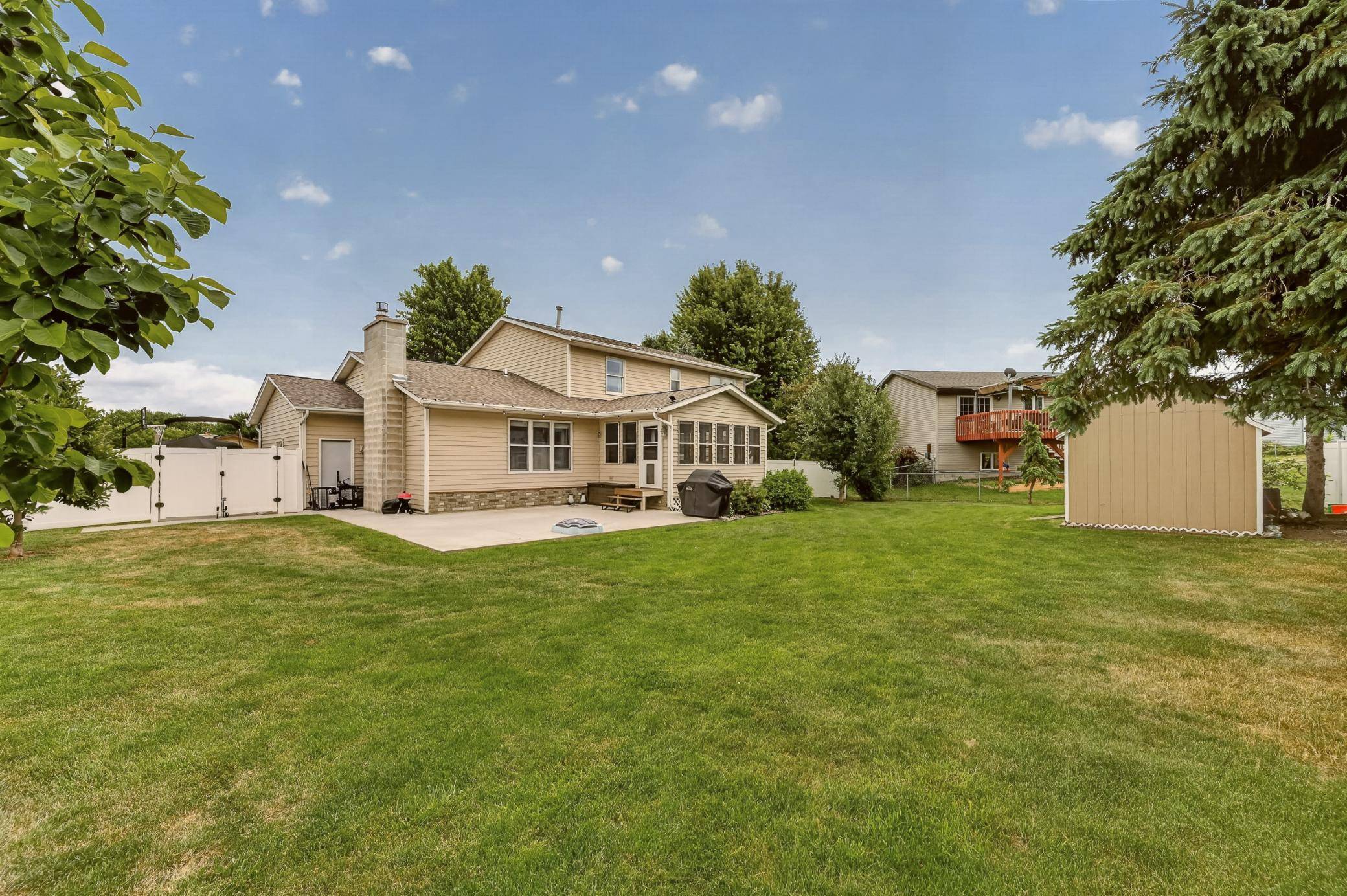 819 3 1/2 AVE NW, Byron, MN 55920