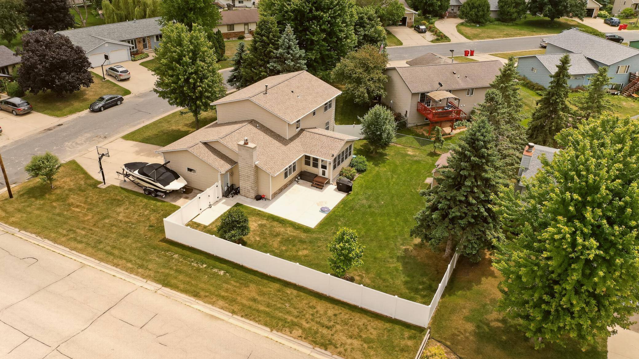 819 3 1/2 AVE NW, Byron, MN 55920