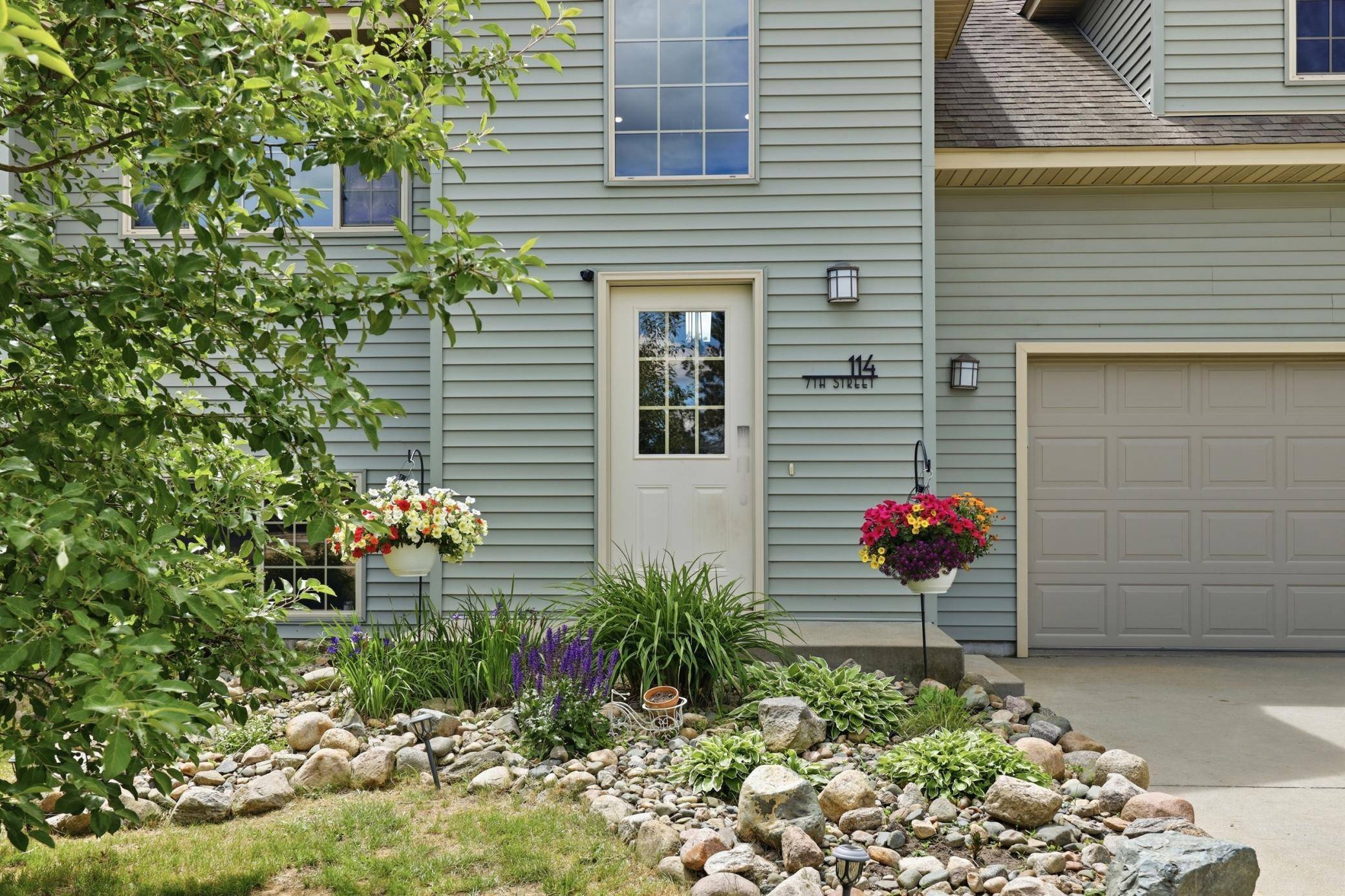 114 7th ST SE, Menahga, MN 56464