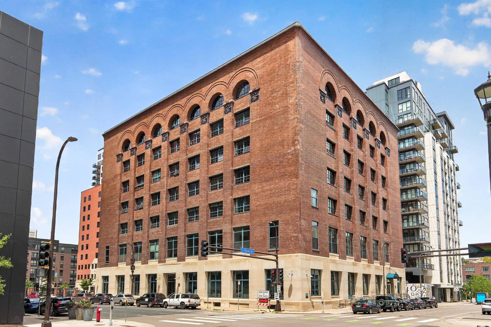 250 Park AVE #502, Minneapolis, MN 55415