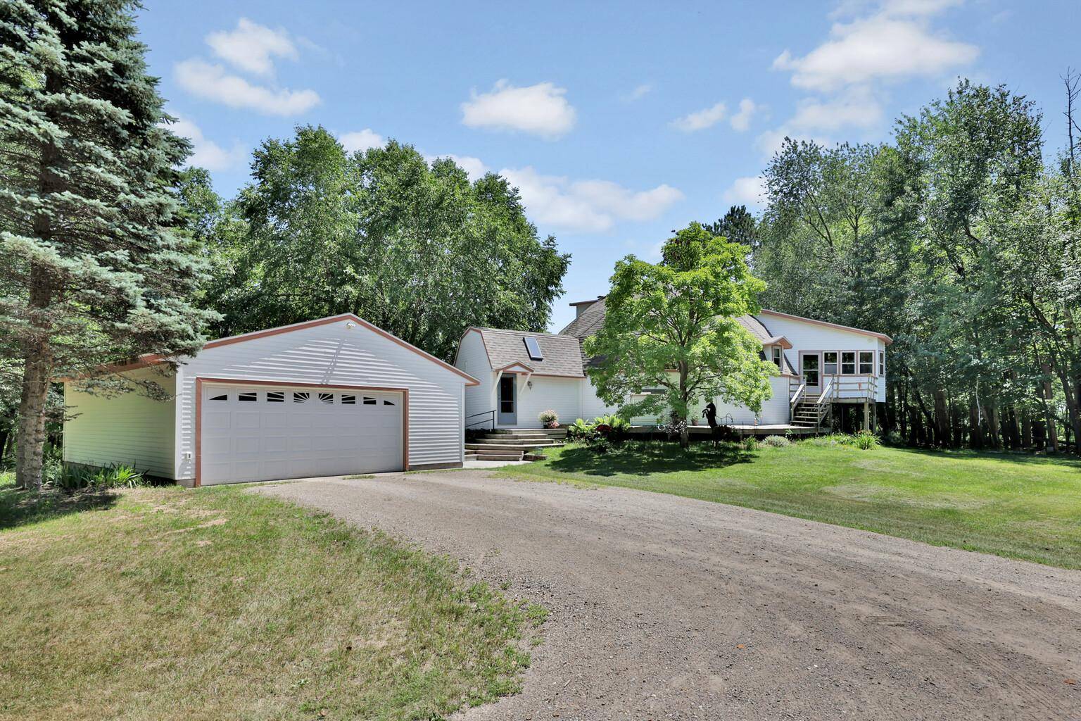 22513 Sunrise RD NE, Stacy, MN 55079
