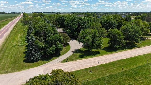 3155 Matthew DR, Windom, MN 56101
