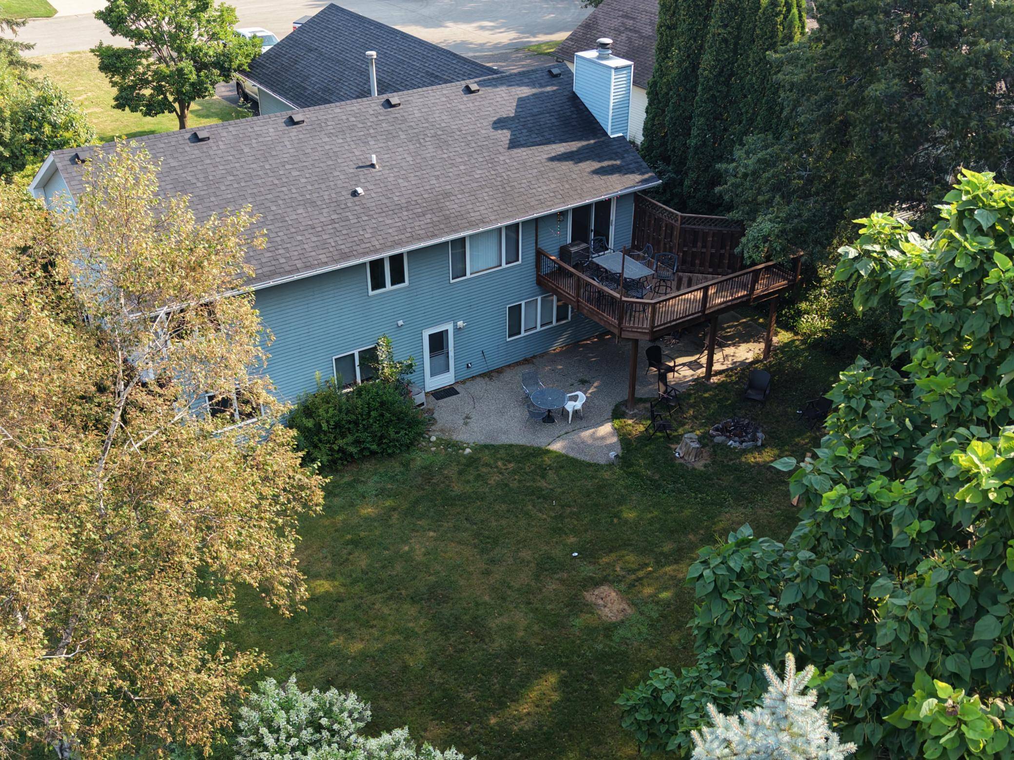 2508 Knoll CIR, Maplewood, MN 55109