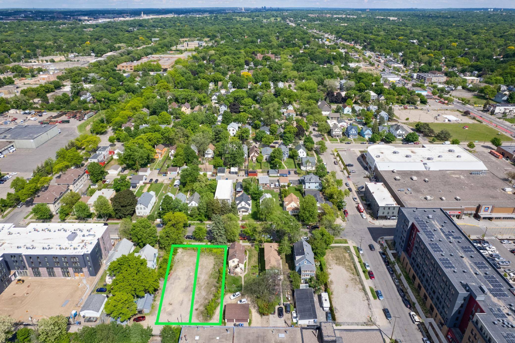 2828 & 2824 27th AVE S, Minneapolis, MN 55406