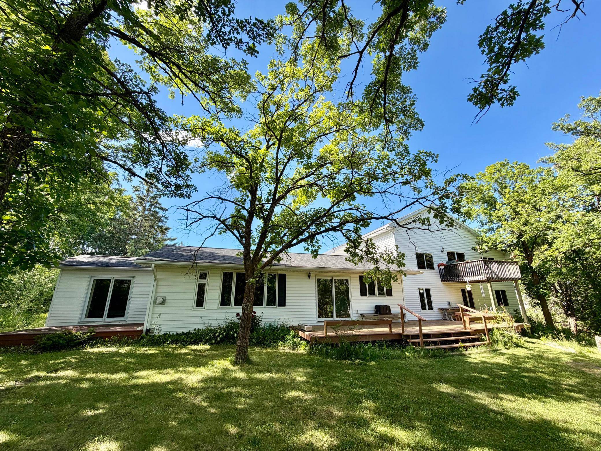 838 Noble DR NW, Baudette, MN 56623