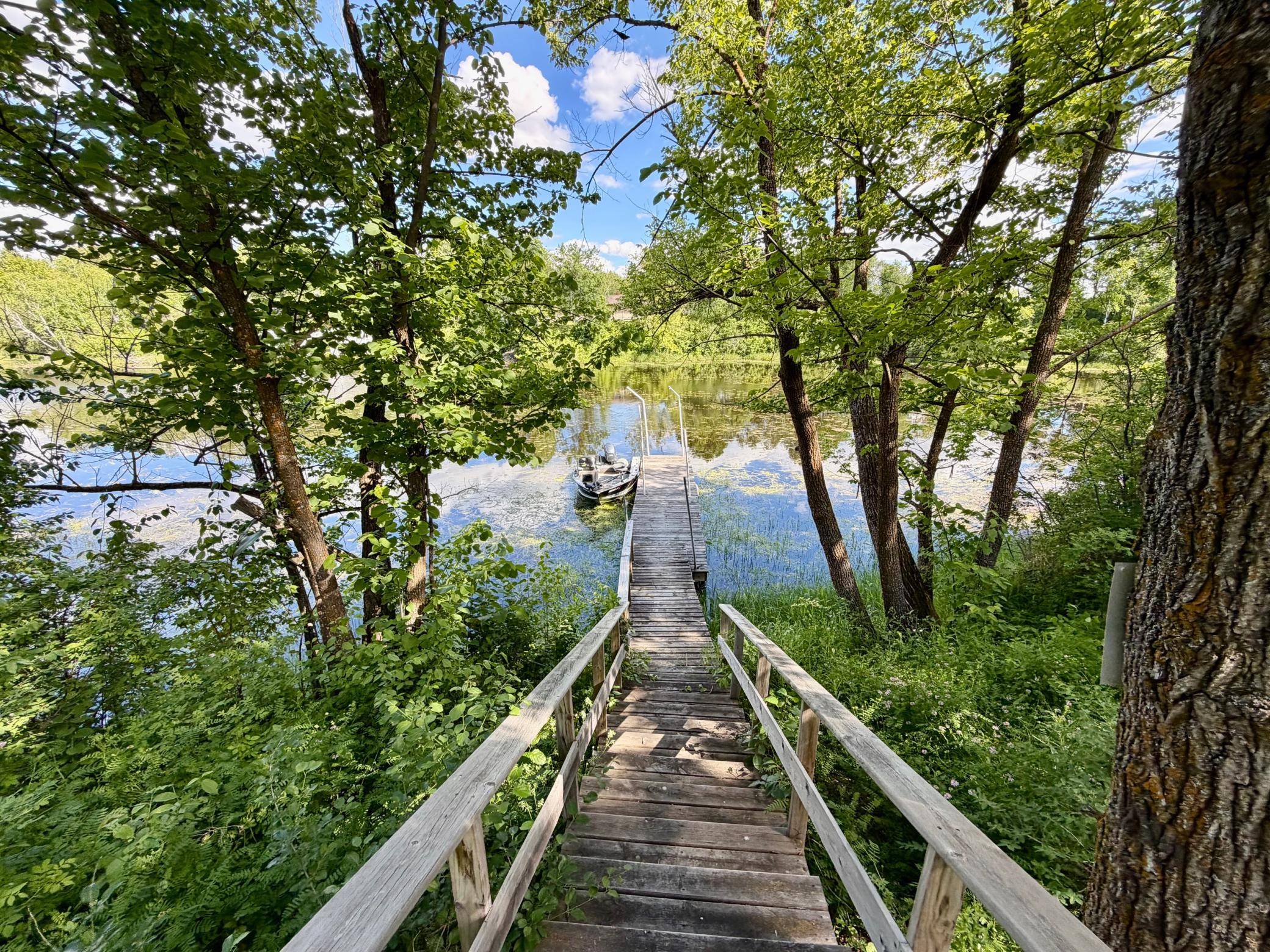 838 Noble DR NW, Baudette, MN 56623
