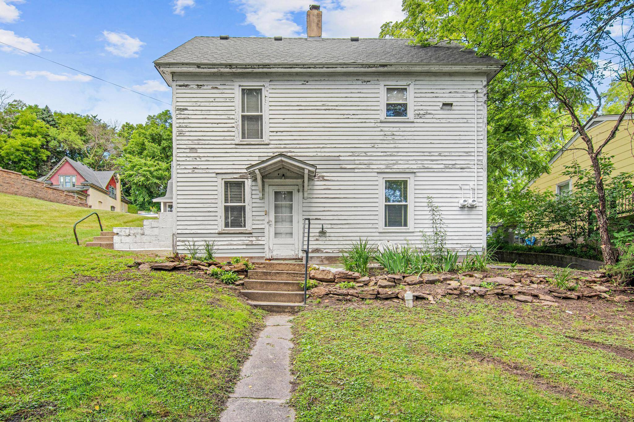 213 4TH ST W, Carver, MN 55315