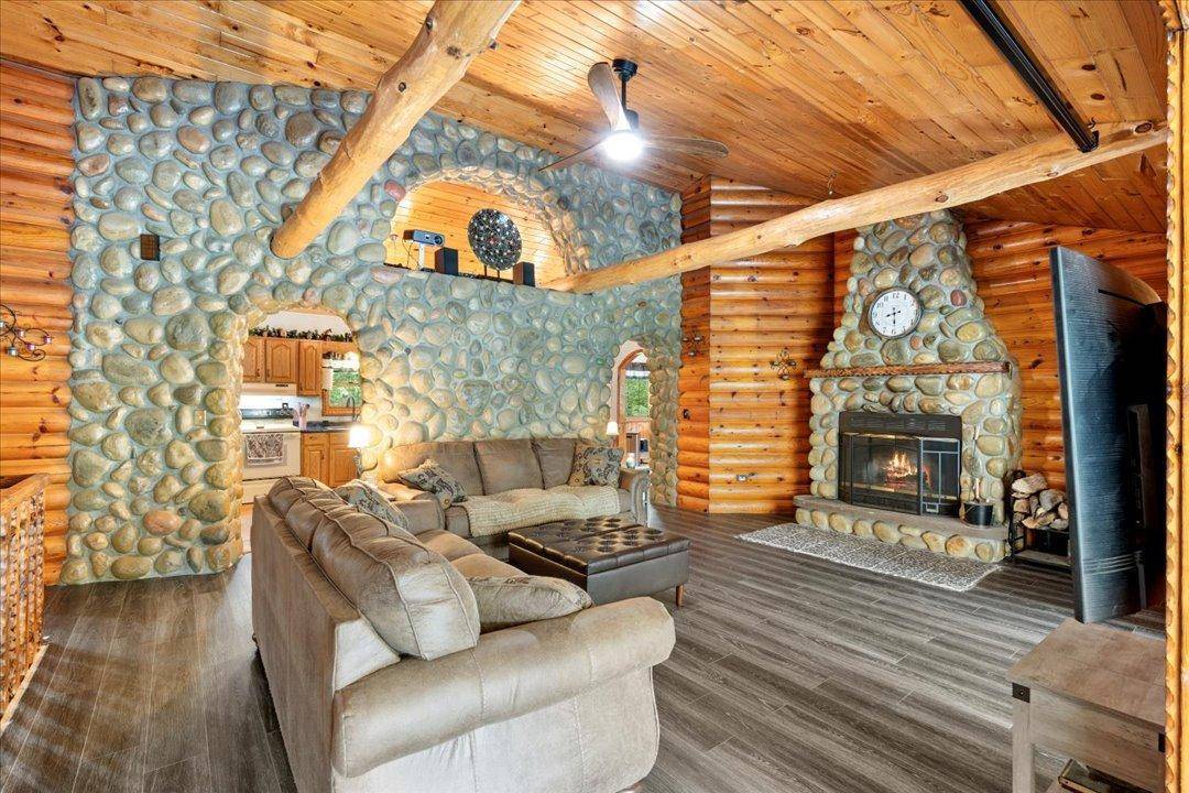18851 319th AVE, Akeley, MN 56433