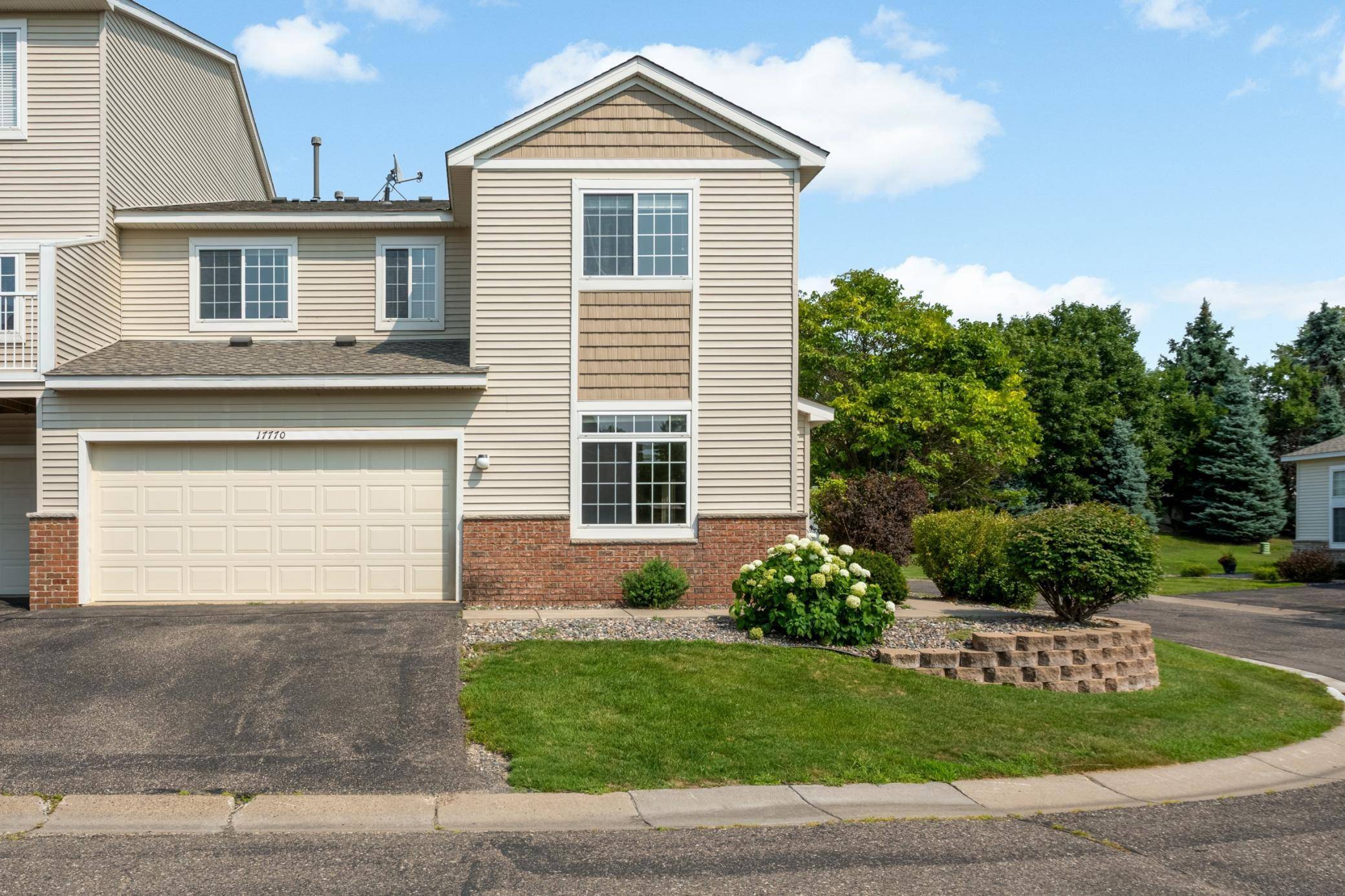 17770 66th AVE N, Maple Grove, MN 55311
